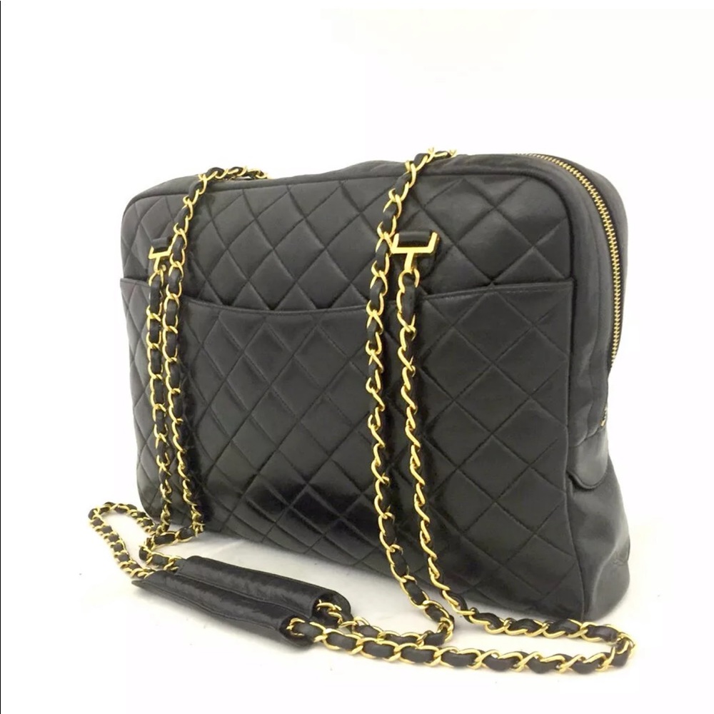 CHANEL Quilted Matelasse CC Logo Lambskin Tote - Picture 5 of 15